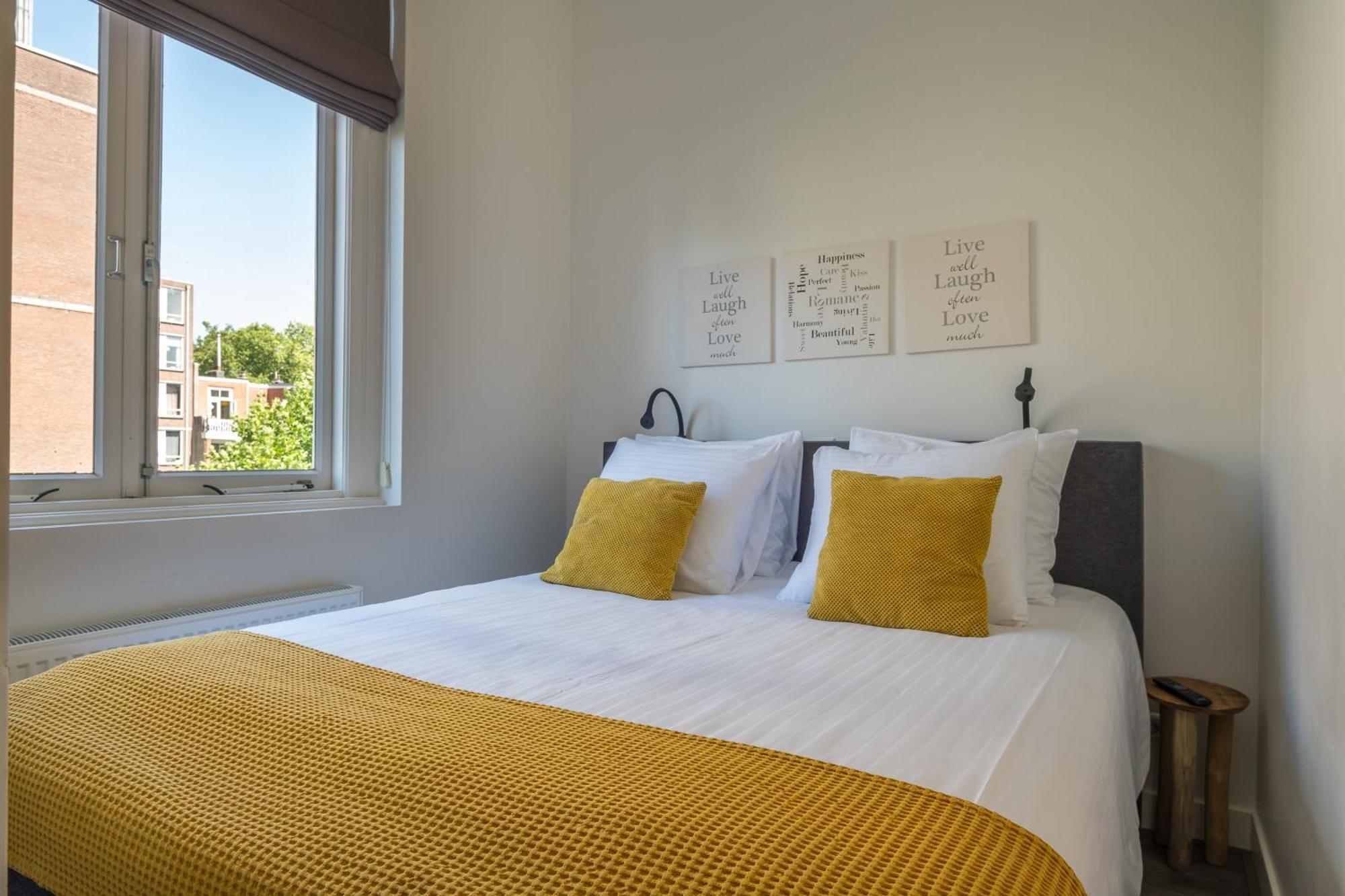 Hotel Oranjestaete نايميخين المظهر الخارجي الصورة