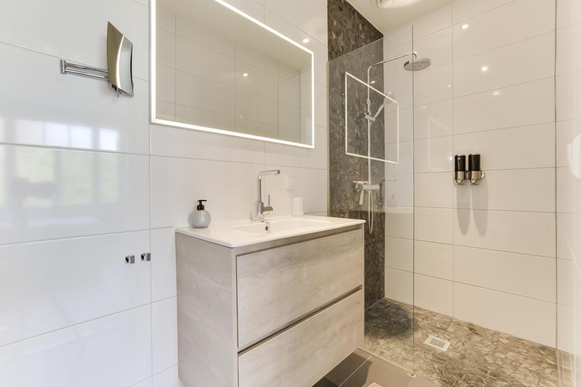Hotel Oranjestaete نايميخين المظهر الخارجي الصورة