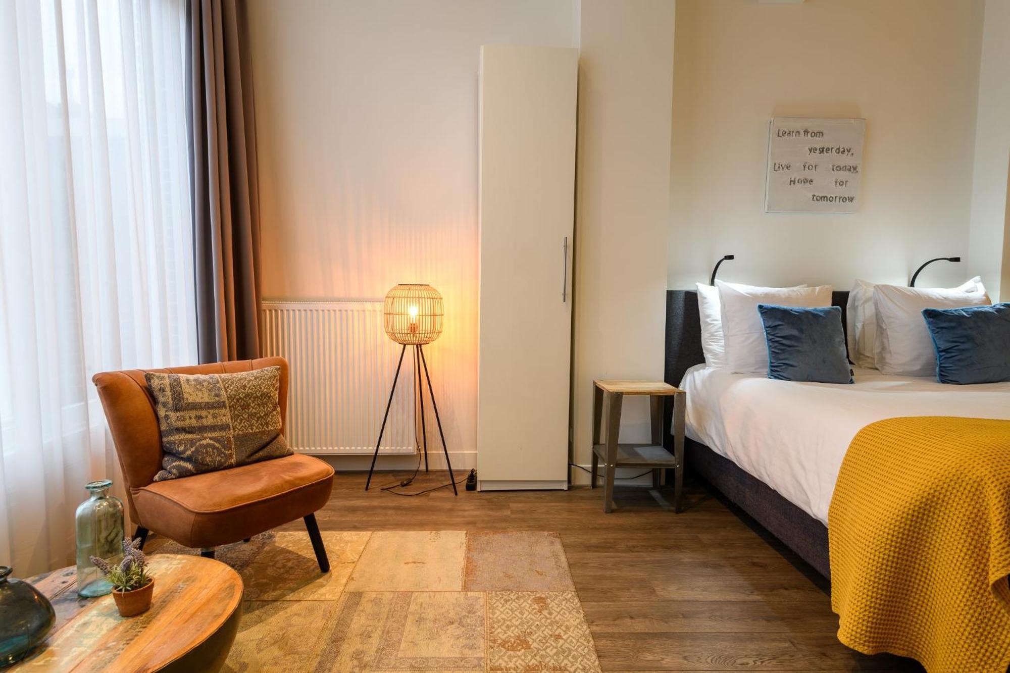 Hotel Oranjestaete نايميخين المظهر الخارجي الصورة